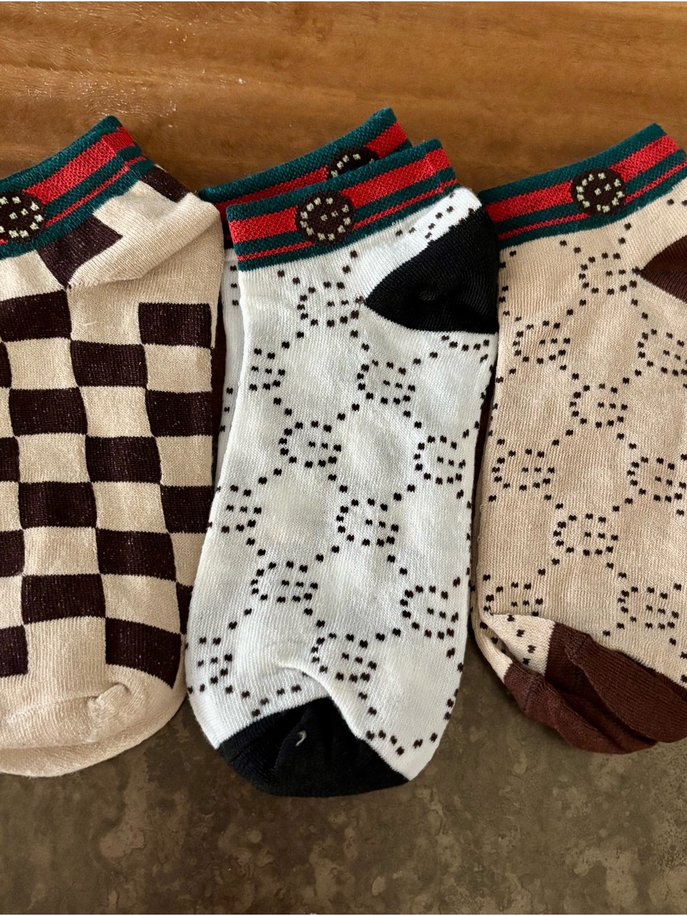 Woman’s Checker & Pattern Ankle Socks - Gucci Lovers! - Picture 4 of 4
